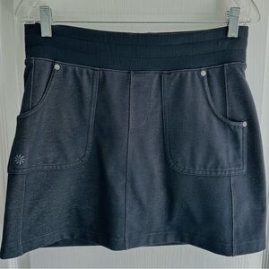 Athleta North Peak Black Dark Grey Skort Skirt, Size Small